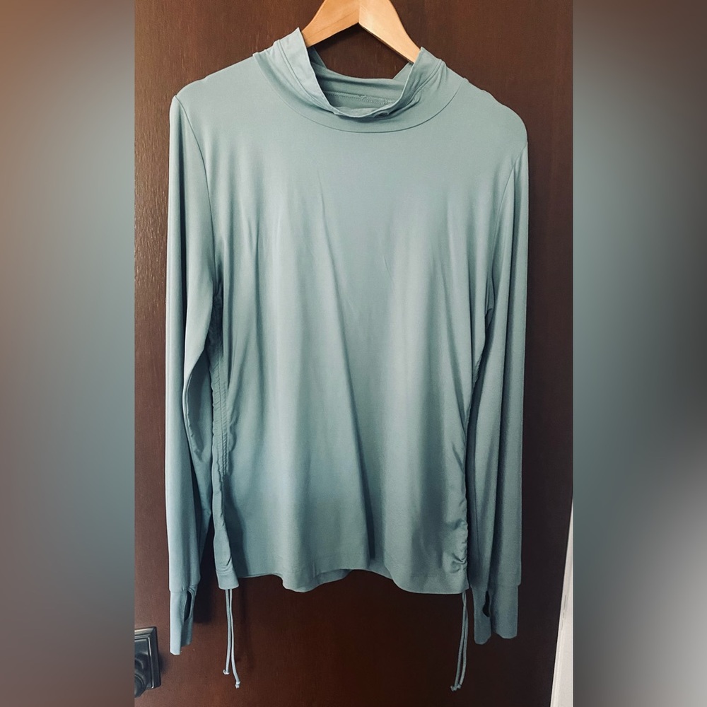 Title Nine Active Wear Top Long Sleeve Light Sage L